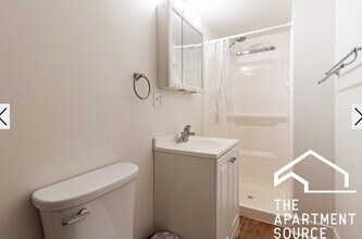 908 W Belle Plaine Ave, Unit 1 in Chicago, IL - Building Photo - Building Photo