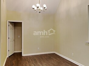 4604 Young Deer Dr in Cumming, GA - Foto de edificio - Building Photo