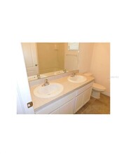 32995 Windelstraw Dr in Wesley Chapel, FL - Building Photo - Building Photo