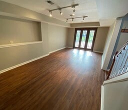 23545 Valley Starr Dr in Novi, MI - Building Photo - Building Photo