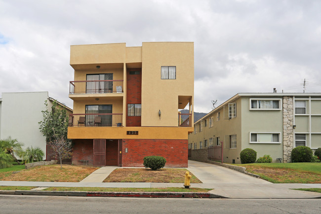 427 W Glenoaks Blvd in Glendale, CA - Building Photo - Building Photo