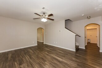 12810 Kyla Jean Ct in Dallas, TX - Building Photo - Building Photo