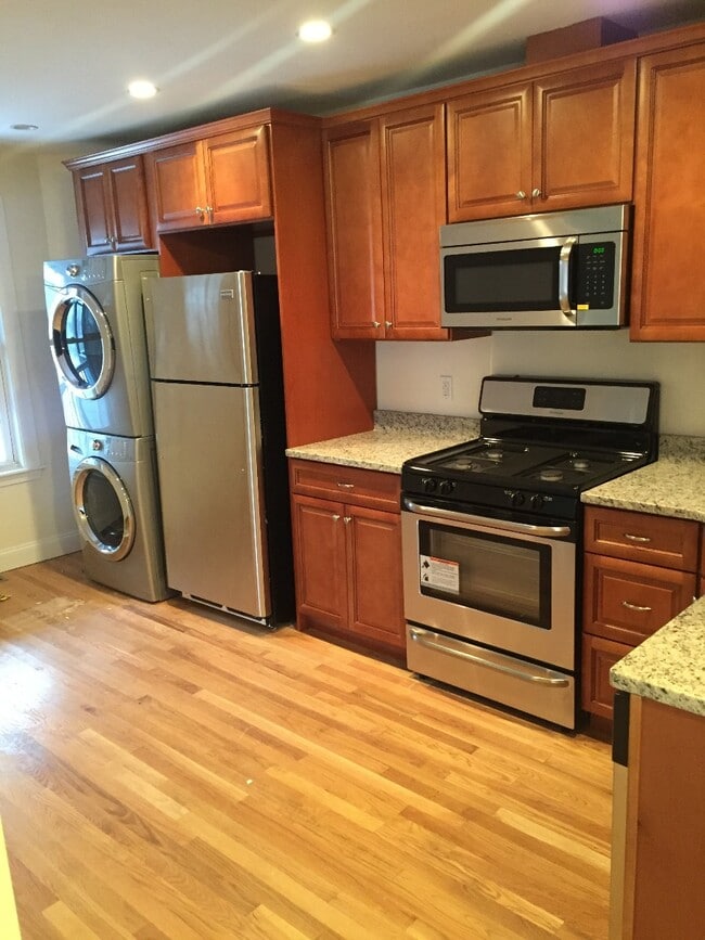 7 Leverett St, Unit 3T