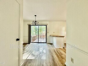 103 Carriole Ct in Cary, NC - Building Photo - Building Photo