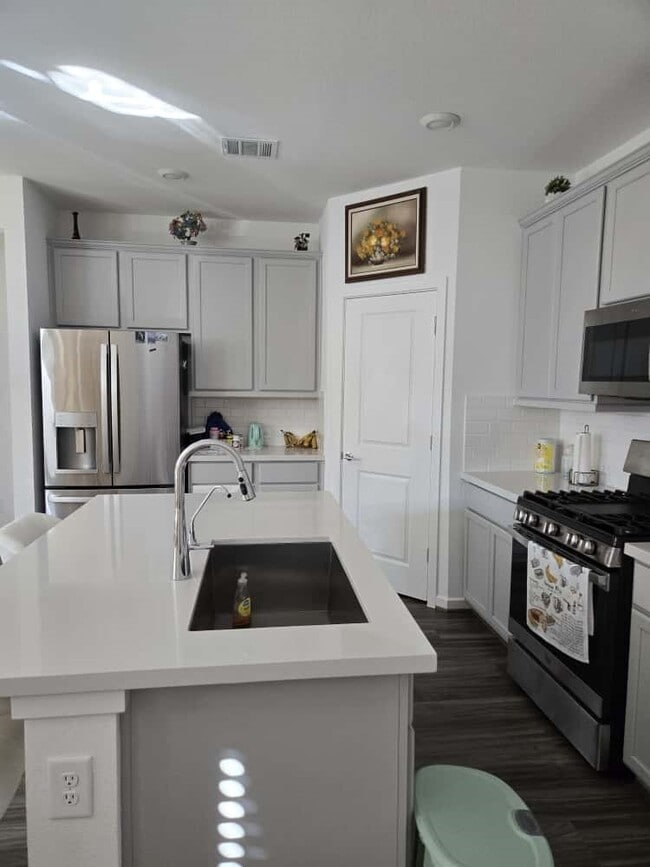 property at 7122 Clearwater Cv Dr