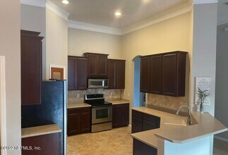 512 Millhouse Ln in Orange Park, FL - Building Photo - Building Photo