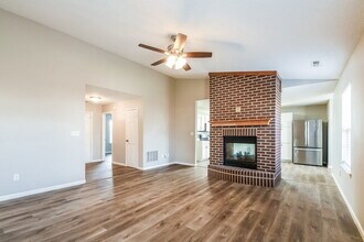 17722 Sanibel Cir in Noblesville, IN - Building Photo - Building Photo