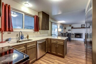 7777 Umatilla St in Denver, CO - Building Photo - Building Photo
