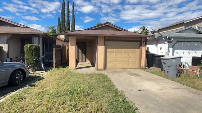 property at 244 N 5th Ave