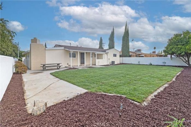 15994 Sequoia Ave, Unit 4F in Fontana, CA - Building Photo - Building Photo