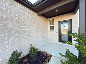 5731 Tabula Rasa Dr in Katy, TX - Building Photo - Building Photo