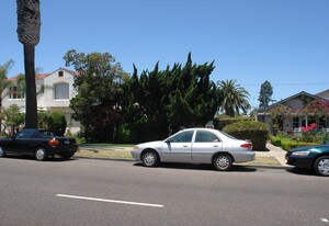 532-538 Orange Ave in Coronado, CA - Building Photo