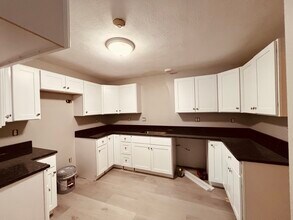 144 Yorkshire St, Unit First Floor in Providence, RI - Building Photo - Building Photo