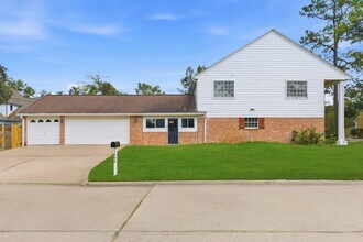 1406 Grand Valley Dr in Houston, TX - Building Photo - Building Photo