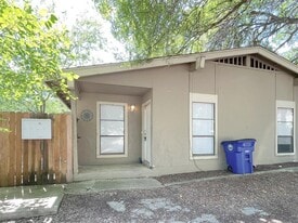 2809 Parker Ln in Austin, TX - Building Photo