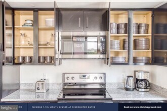 4918 St Elmo Ave-Unit -404 in Bethesda, MD - Building Photo - Building Photo