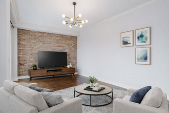 3630 N Harlem Ave, Unit 406 in Chicago, IL - Building Photo - Building Photo