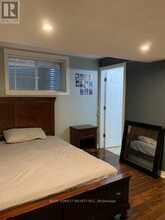 1408 Devos Dr in London, ON - Building Photo - Building Photo