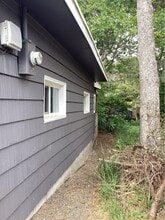 2320 NW Jetty Ave in Lincoln City, OR - Building Photo - Building Photo