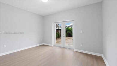 15789 SW 138th Terrace in Miami, FL - Building Photo - Building Photo