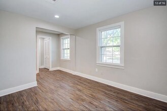 417 Sue St, Unit Main House in Houston, TX - Building Photo - Building Photo