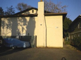 625 Oak St in Chico, CA - Building Photo