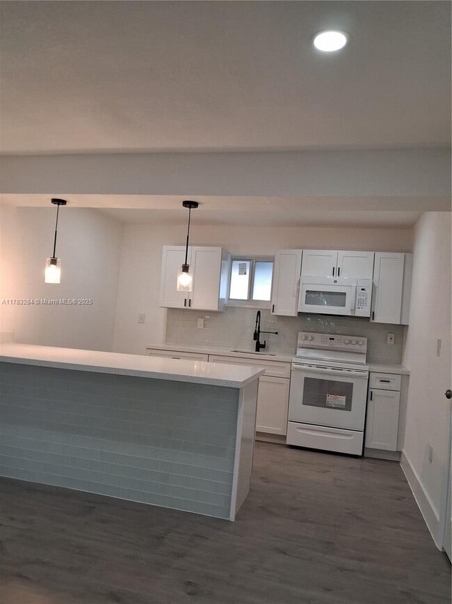 2155 SW 72nd Ave, Unit 3 in Miami, FL - Building Photo - Building Photo