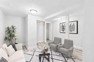 17 Verrill St, Unit B in Boston, MA - Building Photo