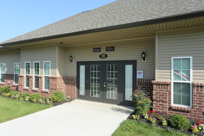 Jefferson Post Apartments in Louisville, KY - Building Photo - Building Photo