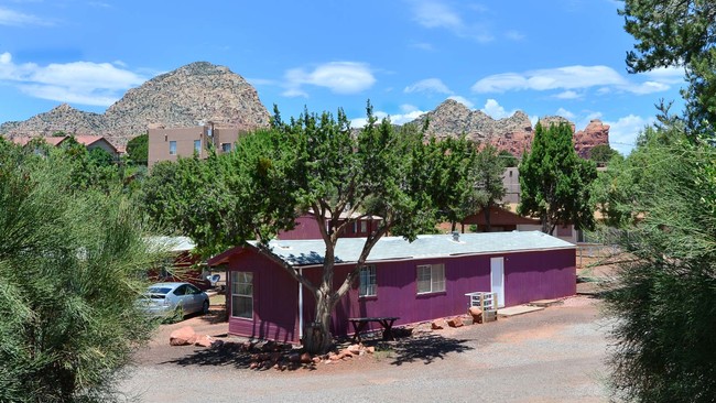 200 N Payne Pl in Sedona, AZ - Foto de edificio - Building Photo