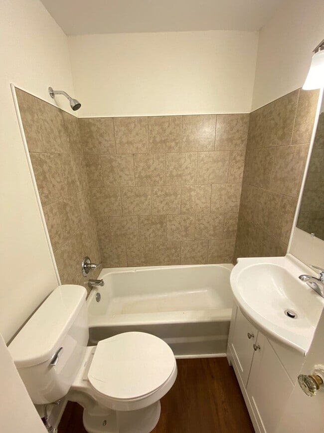 property at 1109 Grove St