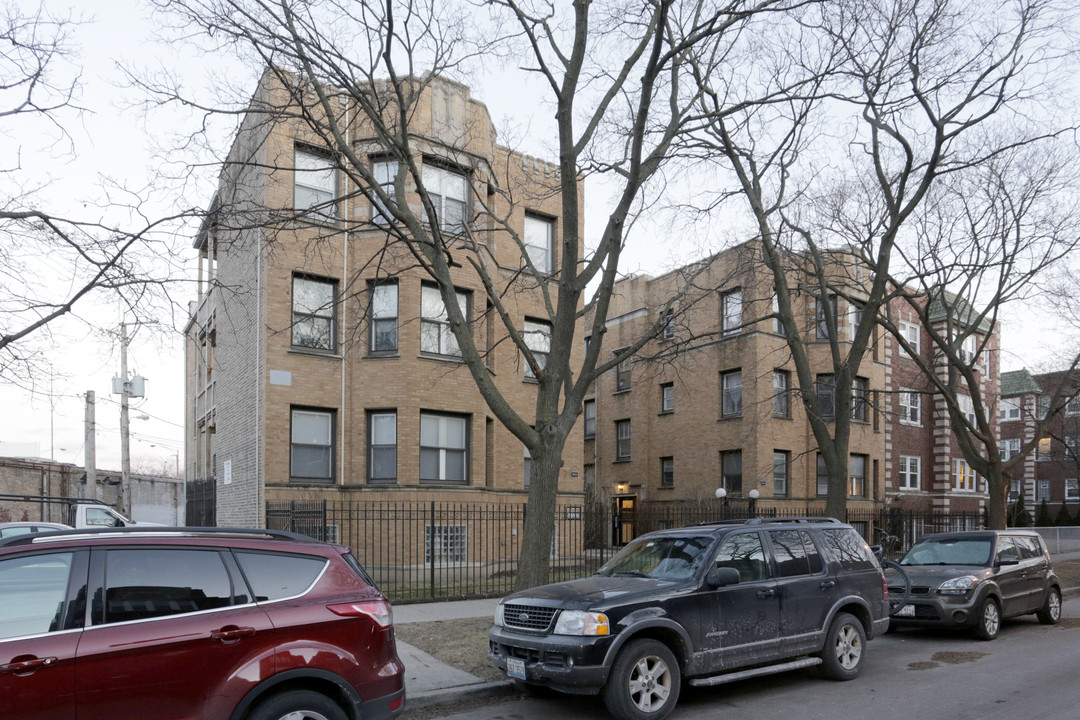 5941-5951 N Paulina St in Chicago, IL - Building Photo