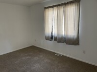 2722 Poplar St photo'