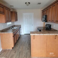 1701 Woodbridge Cir E in Foley, AL - Building Photo - Building Photo