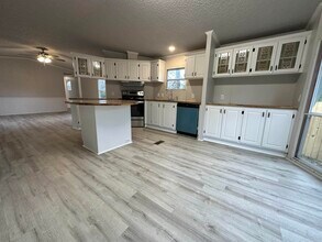 2712 Spring St in Hot Springs National Park, AR - Building Photo - Building Photo