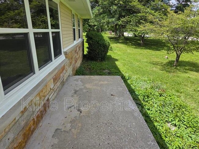 1750 Bade Rd in Indianapolis, IN - Building Photo - Building Photo