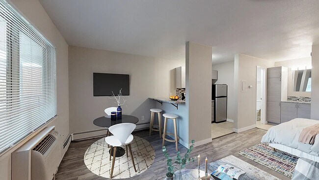 980 S Dexter St in Denver, CO - Building Photo - Building Photo