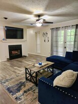 905 Wynnes Ridge Cir SE, Unit 905 wynnes ridge circle in Marietta, GA - Building Photo
