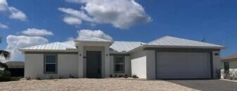 5351 Ann Arbor Dr in Bokeelia, FL - Building Photo