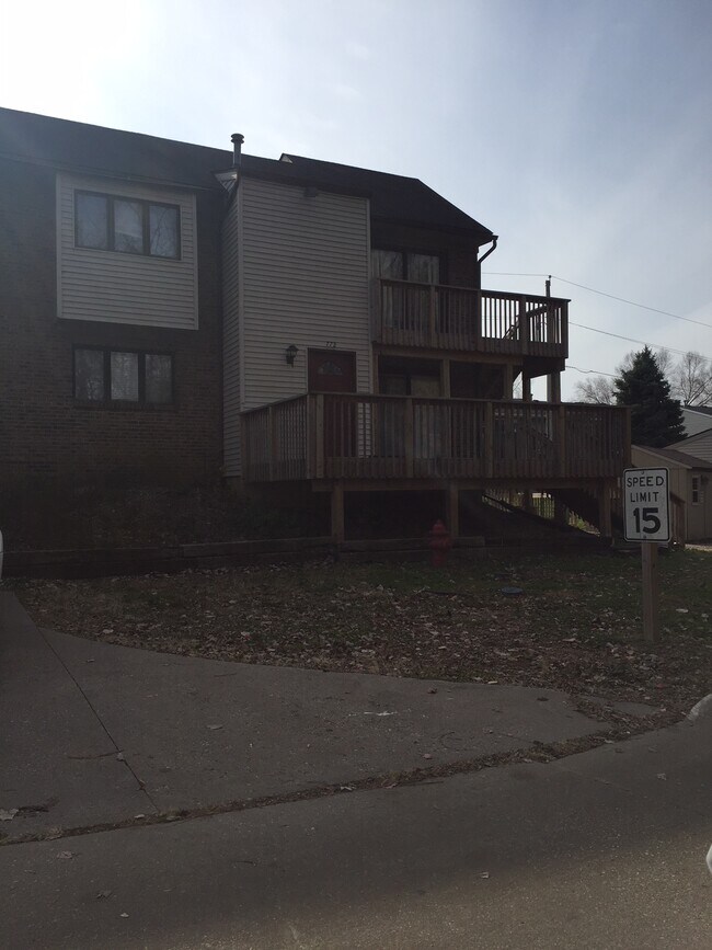 776 11th Avenue A Ct Rentals in Silvis, IL