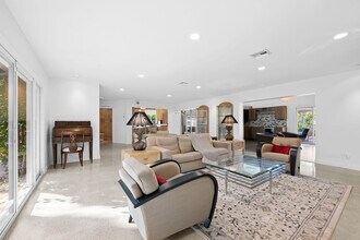 2809 NE 25th St in Fort Lauderdale, FL - Building Photo - Building Photo