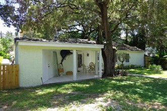 11075 Ellison Wilson Rd in North Palm Beach, FL - Building Photo - Building Photo
