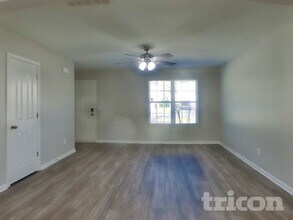 4911 Magnasco Ln in Charlotte, NC - Building Photo - Building Photo