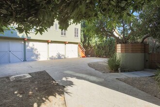 4117 Edenhurst Ave, Unit 4119 in Los Angeles, CA - Building Photo - Building Photo