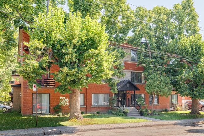 11835 Du Général-Giraud Rue