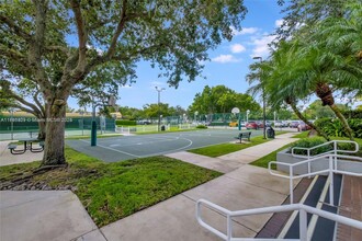 13724 SW 147th Cir Ln in Miami, FL - Building Photo - Building Photo