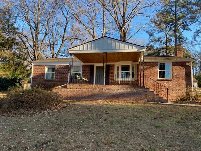 property at 7516 Prairie Rd