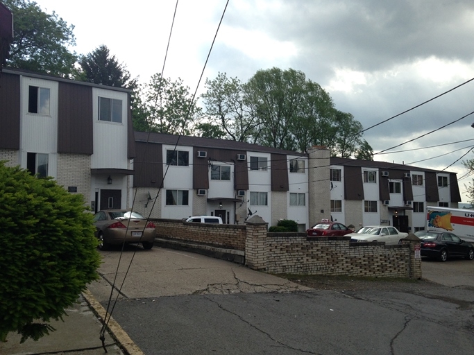 Riverview Apartments in Rochester, PA - Building Photo