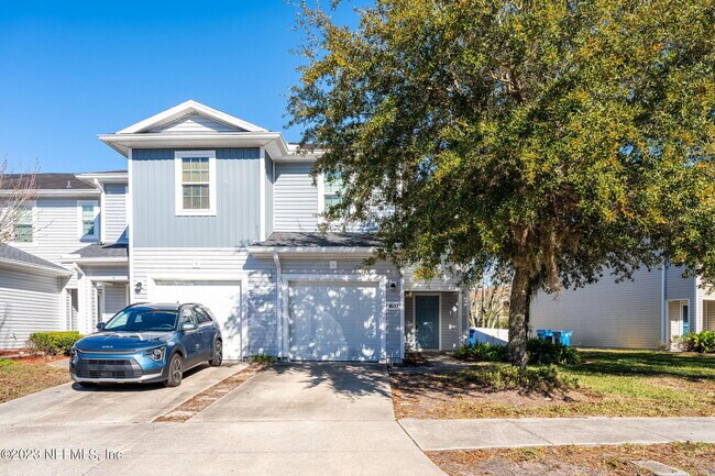 property at 1637 Biscayne Bay Cir