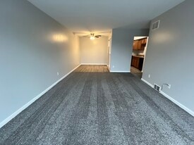 Fountainview East Apartments in Amherst, NY - Building Photo